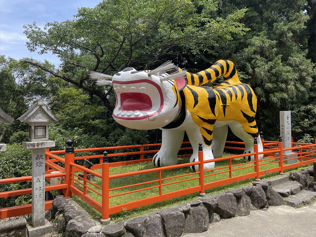 信貴山朝護孫子寺の虎